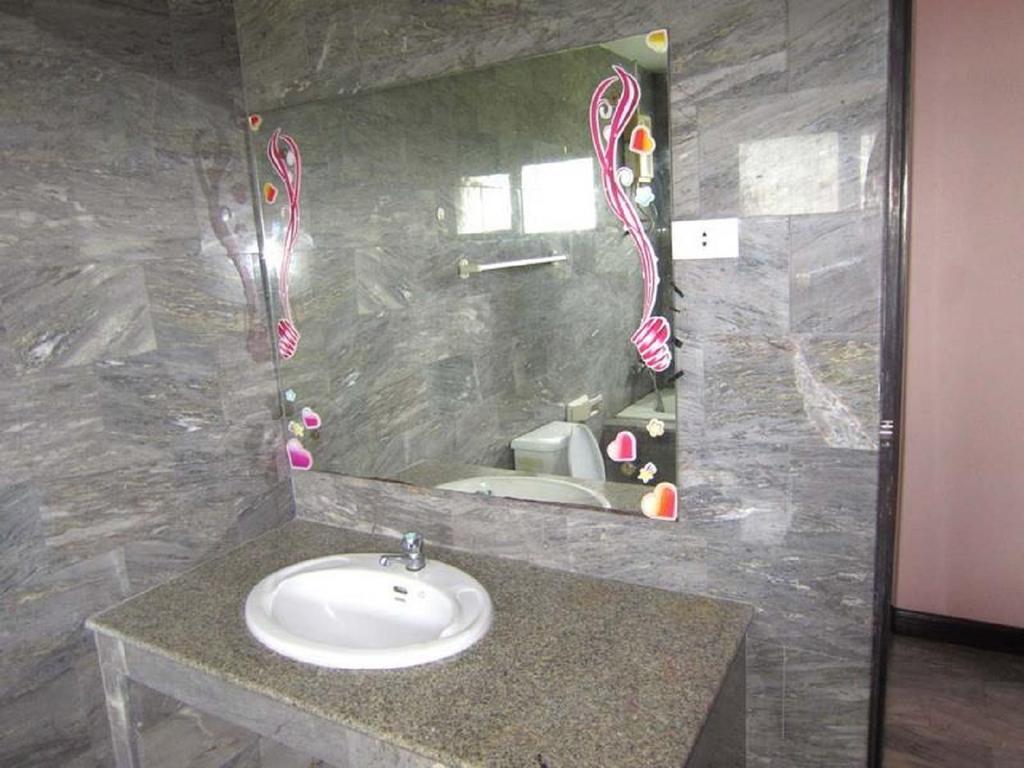 Aa Guesthouse Pattaya Room photo